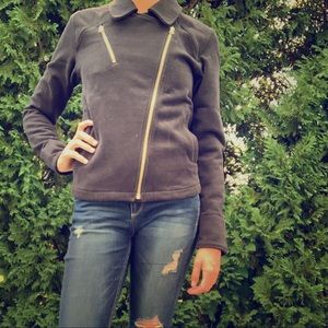 Lululemon side zippered jacket with collar